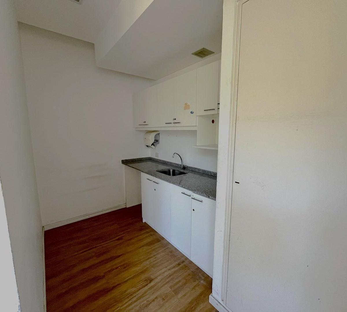Foto de Oficina en Alquiler en Vicente López, G.B.A. Zona Norte, Argentina, imagen 4