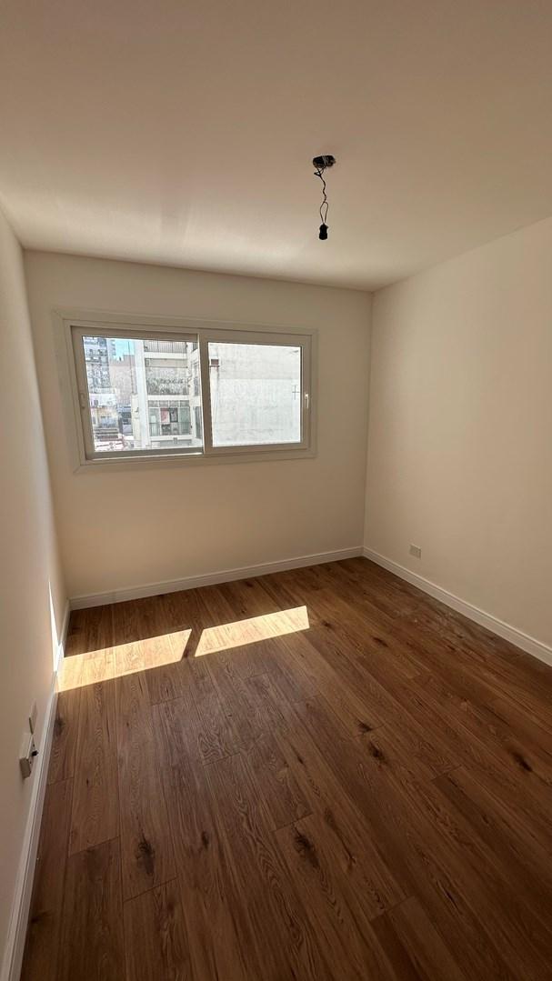 Departamento de Cuatro Ambientes en Venta en Vista Belgrano 3