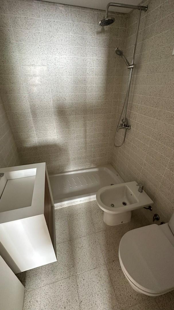 Departamento de Cuatro Ambientes en Venta en Vista Belgrano 4