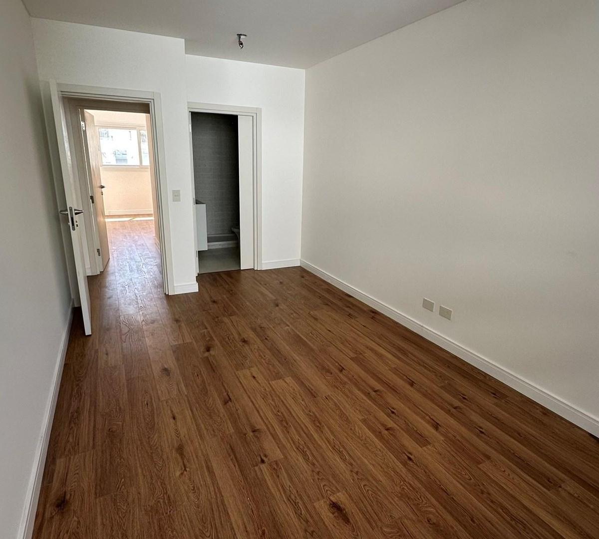 Departamento de Cuatro Ambientes en Venta en Vista Belgrano 1