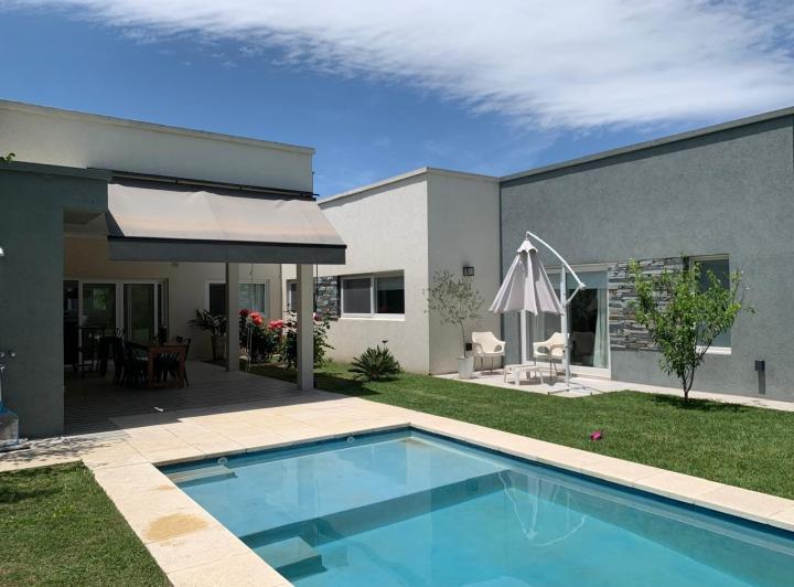Casa  en Alquiler temporal verano en El Cantón, Escobar, G.B.A. Zona Norte 3
