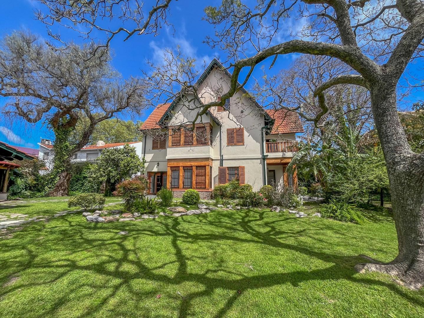 Foto de Casa en Alquiler en Martínez, San Isidro, G.B.A. Zona Norte, imagen 1