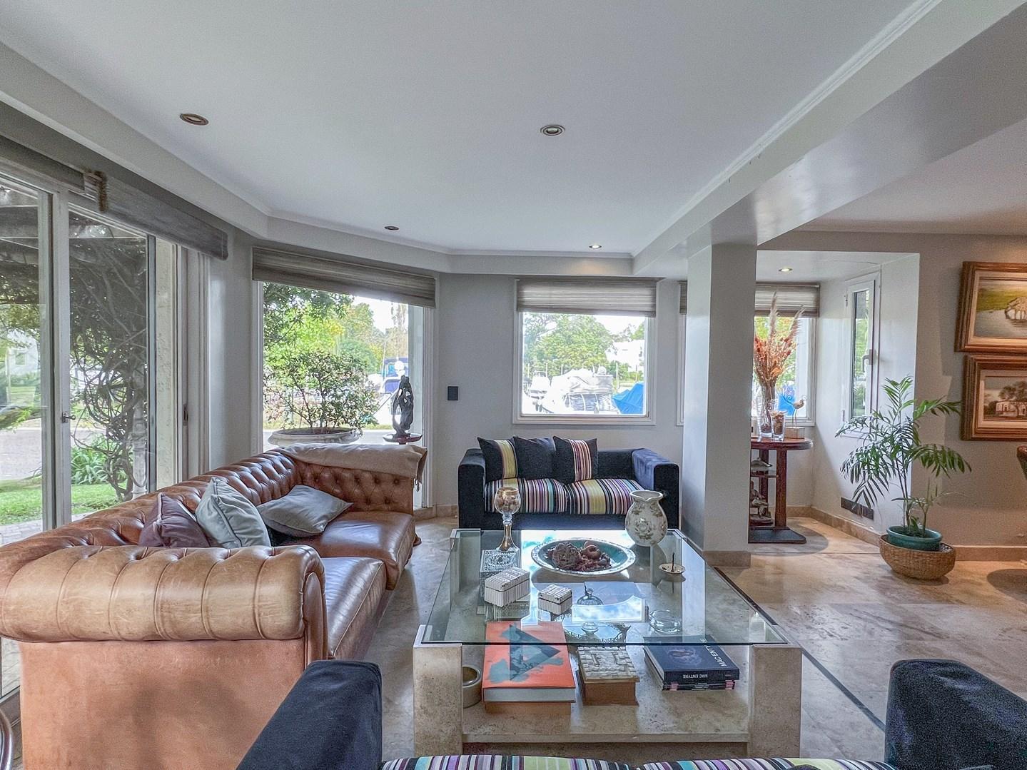 Foto de Casa Chalet en Venta en Boating Club, San Isidro, G.B.A. Zona Norte, imagen 3