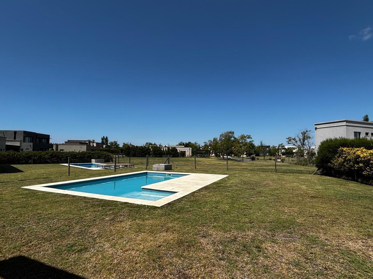 Foto de Casa en Venta en El Cantón, Escobar, G.B.A. Zona Norte, imagen 2