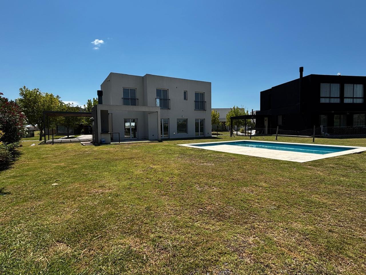Foto de Casa en Venta en El Cantón, Escobar, G.B.A. Zona Norte, imagen 3