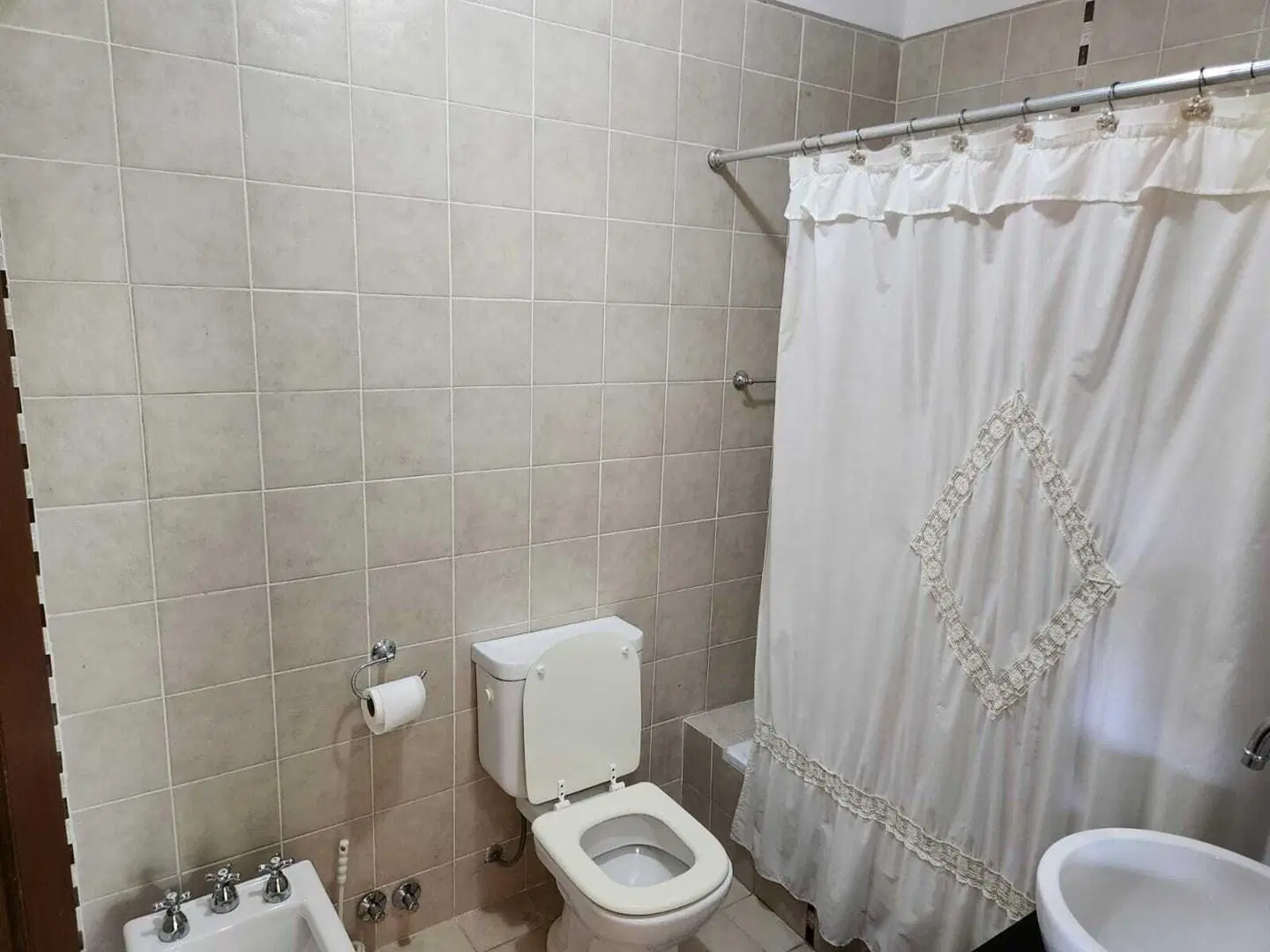 Casa en alquiler de verano /vacaciones o anual, con pileta en El Cantón. 5