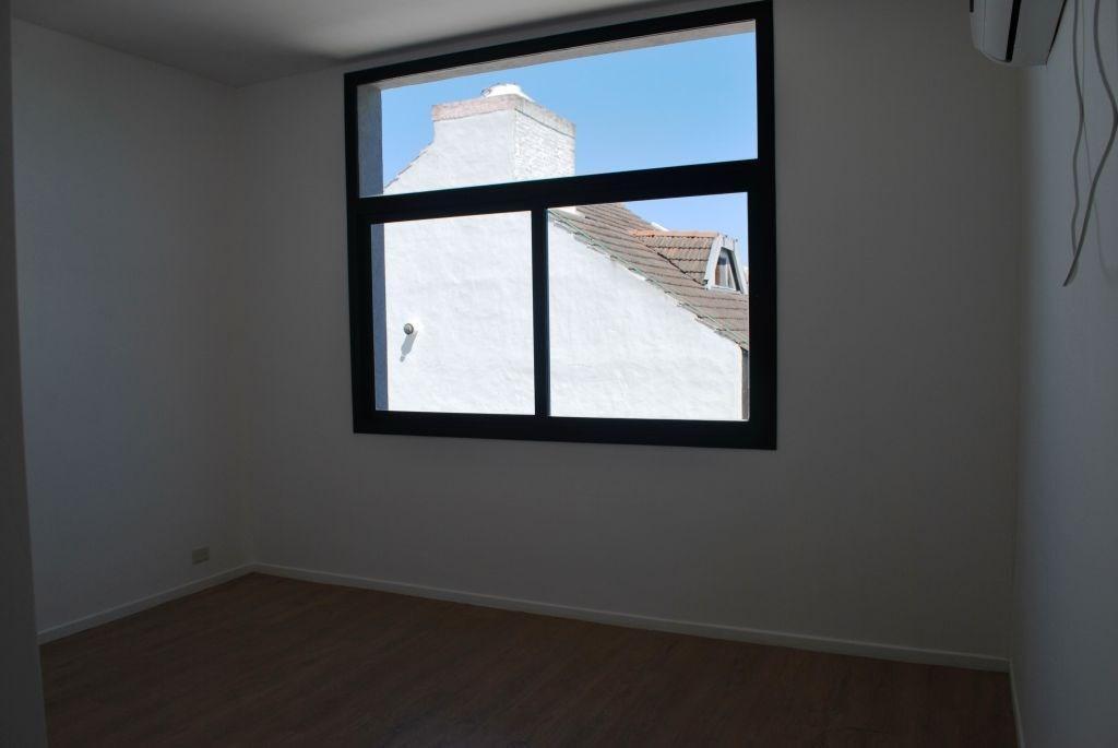 Foto de Departamento Triplex en Venta en Villa Adelina, San Isidro, G.B.A. Zona, imagen 3
