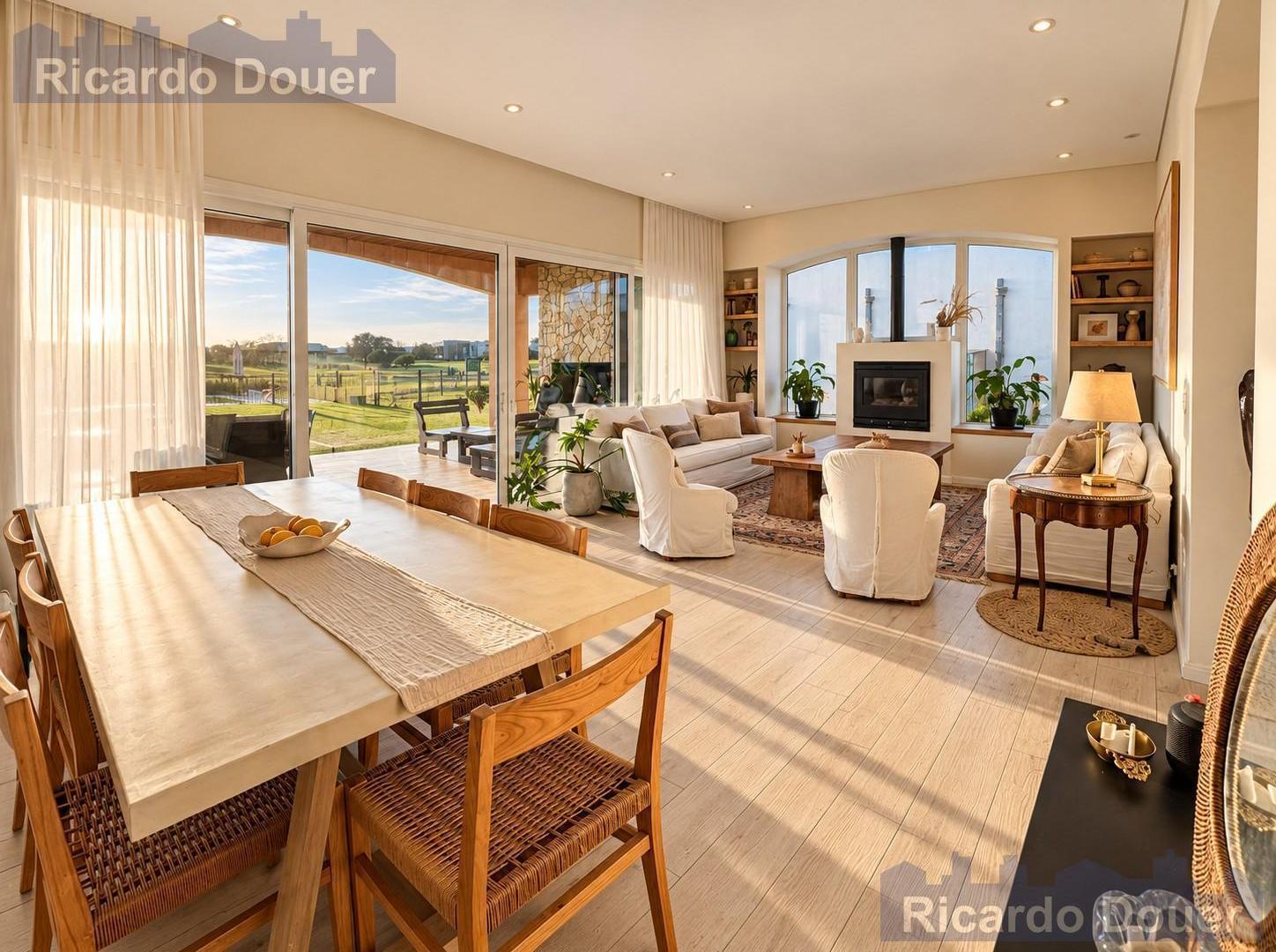 Foto de Alquiler de Verano – Casa con Pileta y Vista al Golf – El Cantón, imagen 3