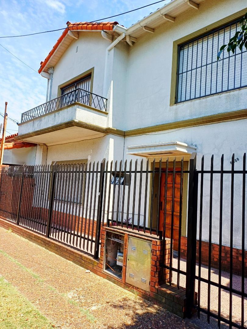 Foto de Chalet multifamiliar sobre lote propio, imagen 3