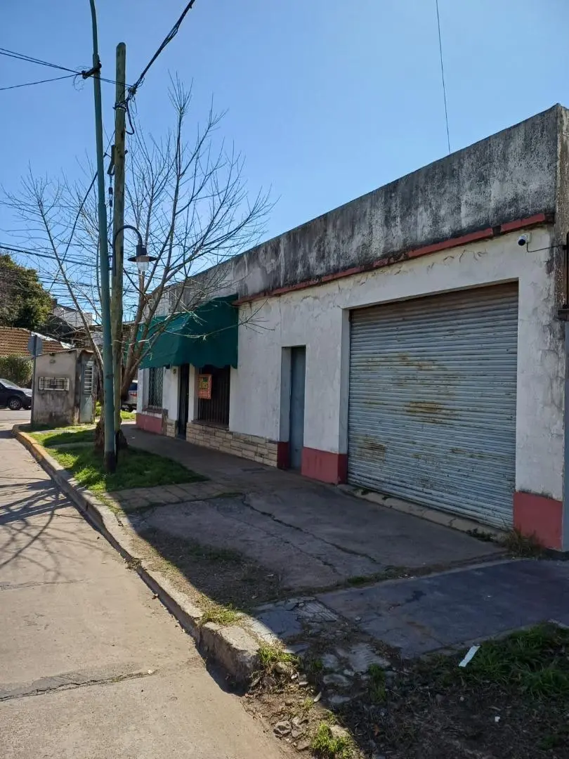 Casa a refaccionar sobre Lote de 277,08 m2 2