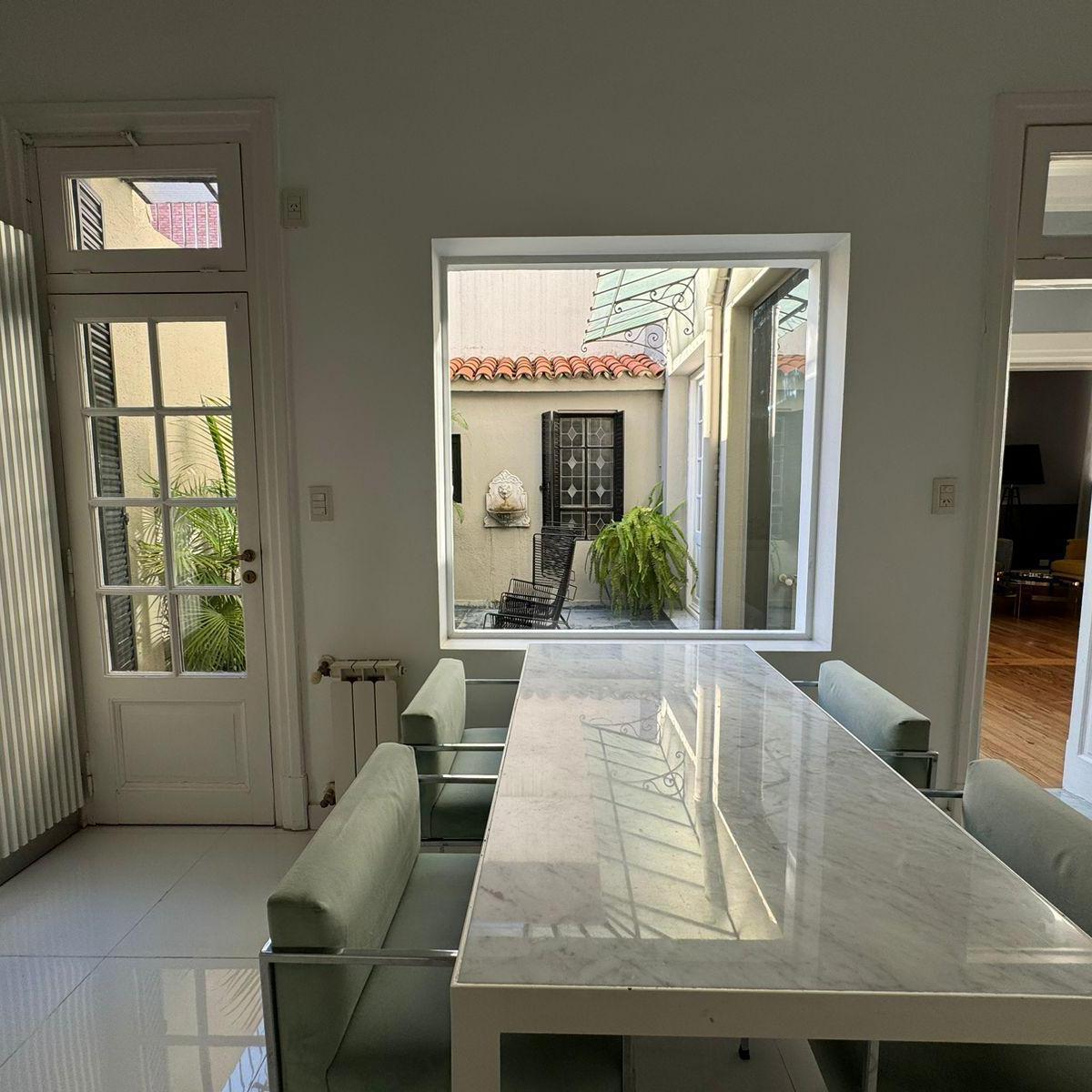 Lindisima Casa de 1920 con Mucho Encanto! 4