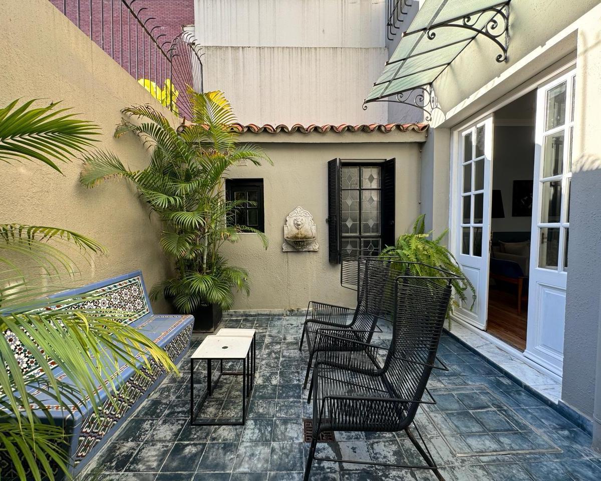 Lindisima Casa de 1920 con Mucho Encanto! 5