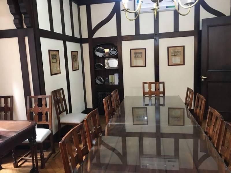 Foto de ENCANTADORA CASA INGLESA CON BUENOS DETALLES Y BUEN JARDIN!, imagen 3