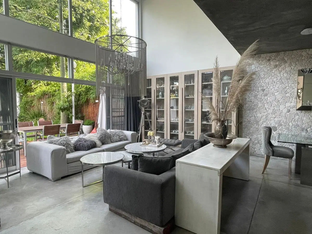 Casa - La Lucila-Vias/Maipu 2