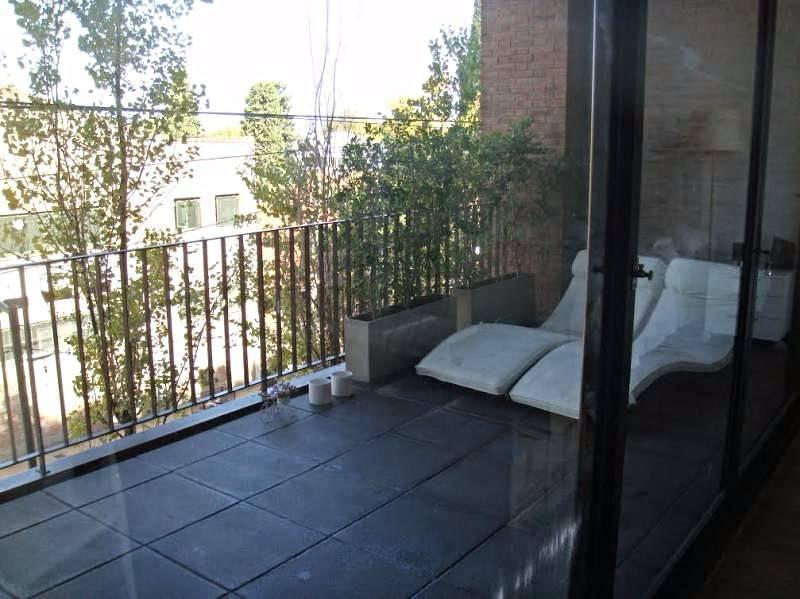 Foto de Impecable loft con entrepiso, 1 dormitorio (posibilidad realizar 2do), imagen 2