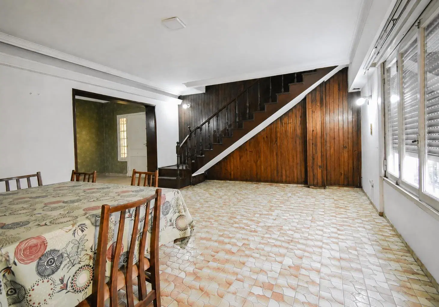 Casa En Venta En Esquina 3 Ambientes Con Patio, Cochera Y Playroom - José Mármol 4
