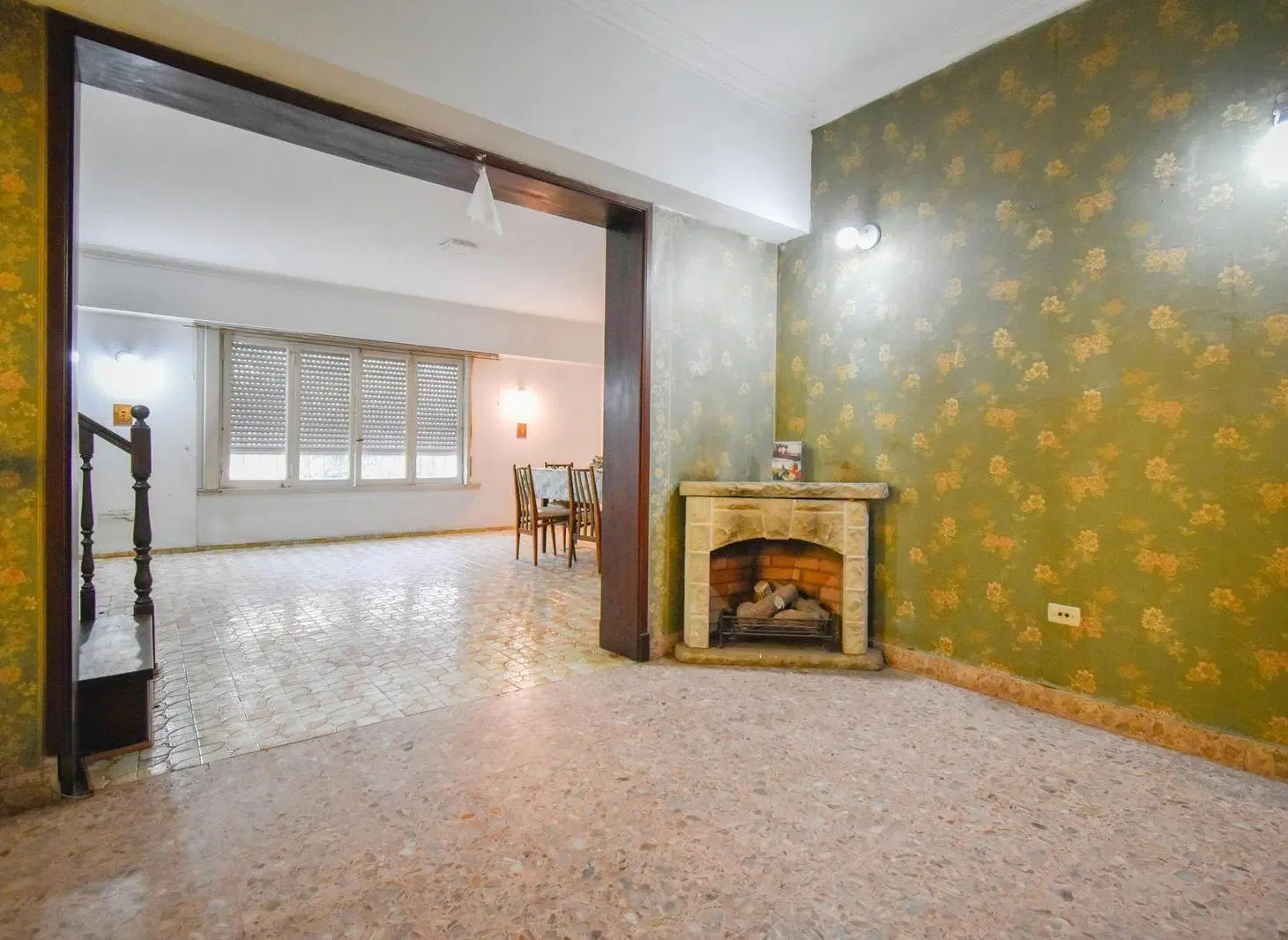 Casa En Venta En Esquina 3 Ambientes Con Patio, Cochera Y Playroom - José Mármol 2