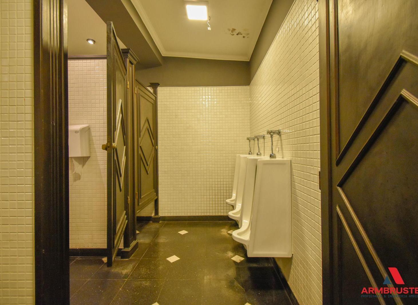 Foto de Venta Local Comercial Premium 365 m² | Centro de Adrogué - Av. Mitre, imagen 5