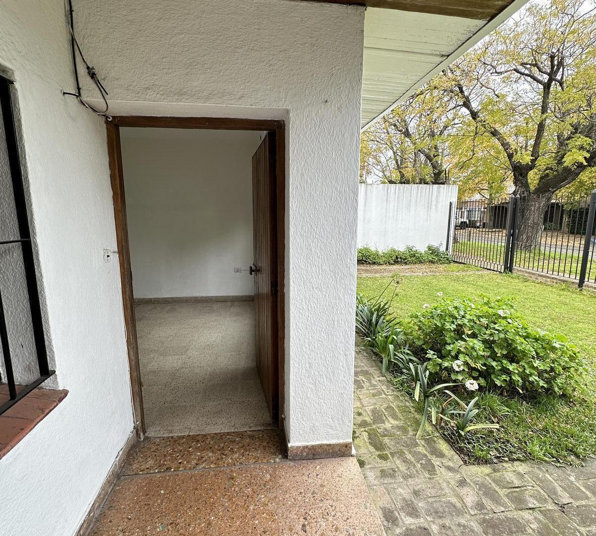 Foto de Casa en alquiler, fondo libre!, imagen 2