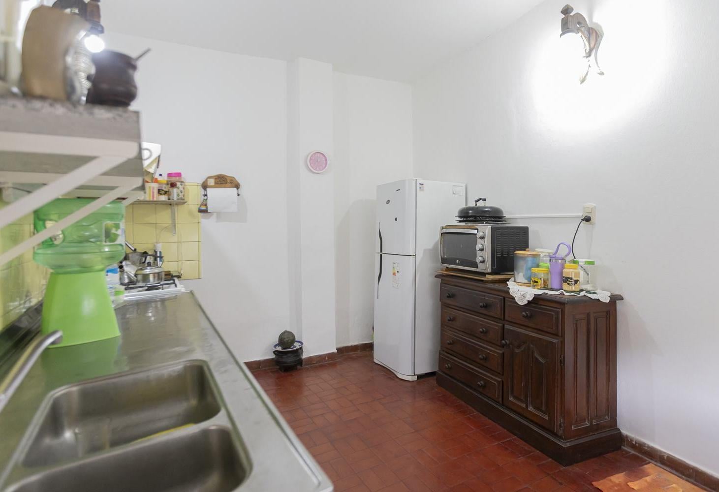 Foto de Casa 4 Ambientes en Esquina | Doble Cochera y Jardín en San José, imagen 4