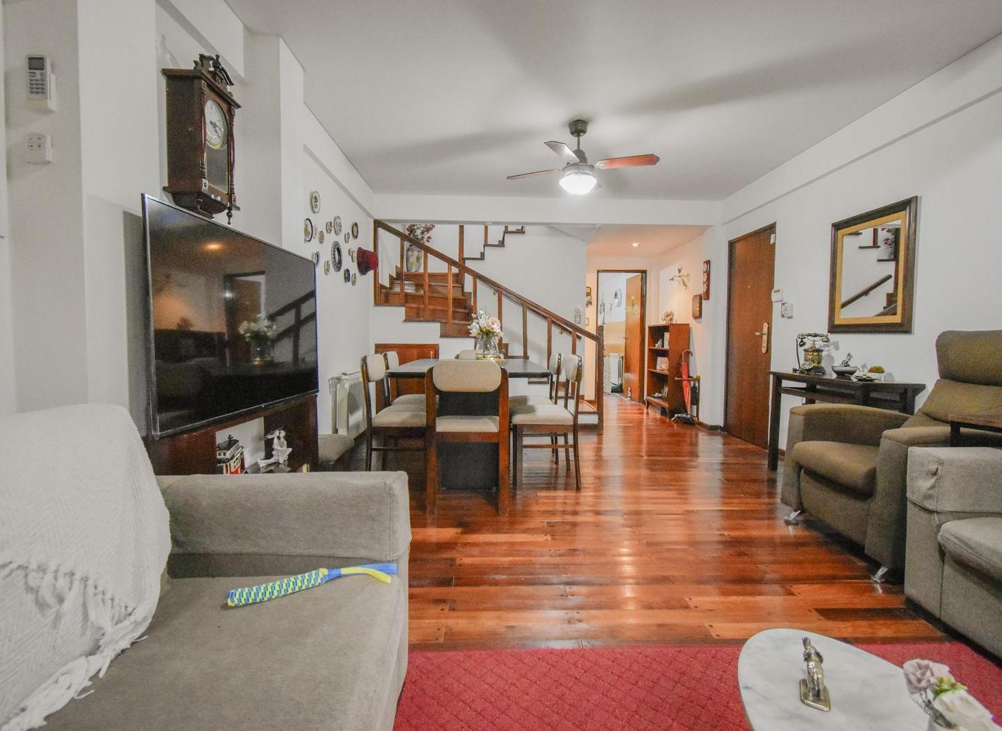 Foto de PH Triplex 4 Ambientes con Cochera y Parrilla - Erezcano al 900, Adrogué, imagen 5