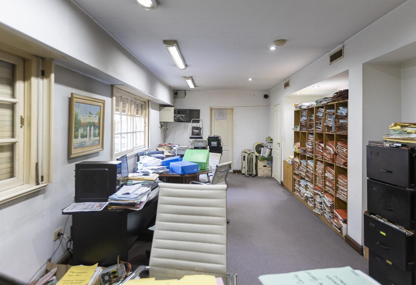 Foto de Oficinas profesionales En zona Residencial/comercial, imagen 4