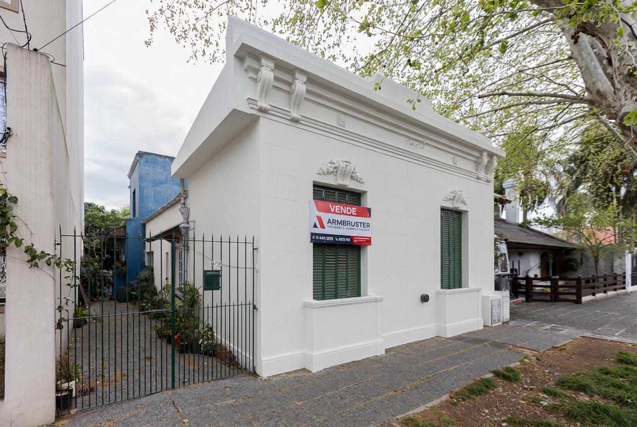 Foto de Casa en Venta en Adrogué con 5 Dormitorios | Oportunidad para Reciclar, imagen 5