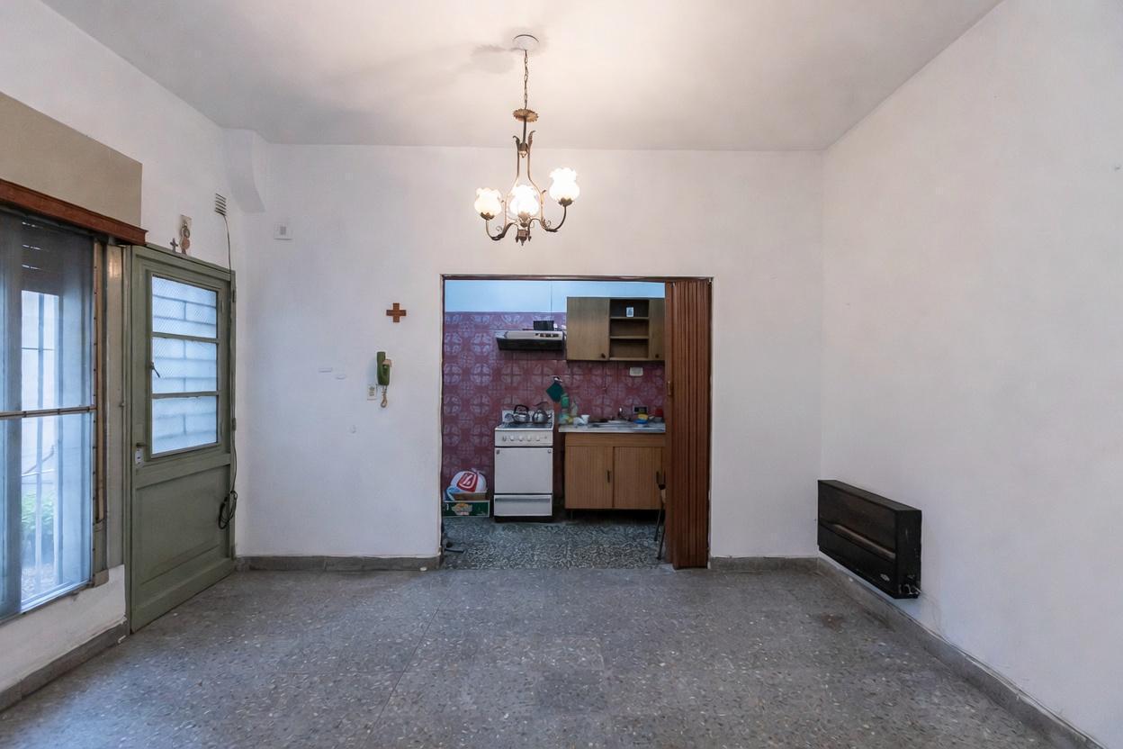 Foto de Departamento 3 Ambientes en PB con 2 Patios | Lanús Oeste (20 de, imagen 2