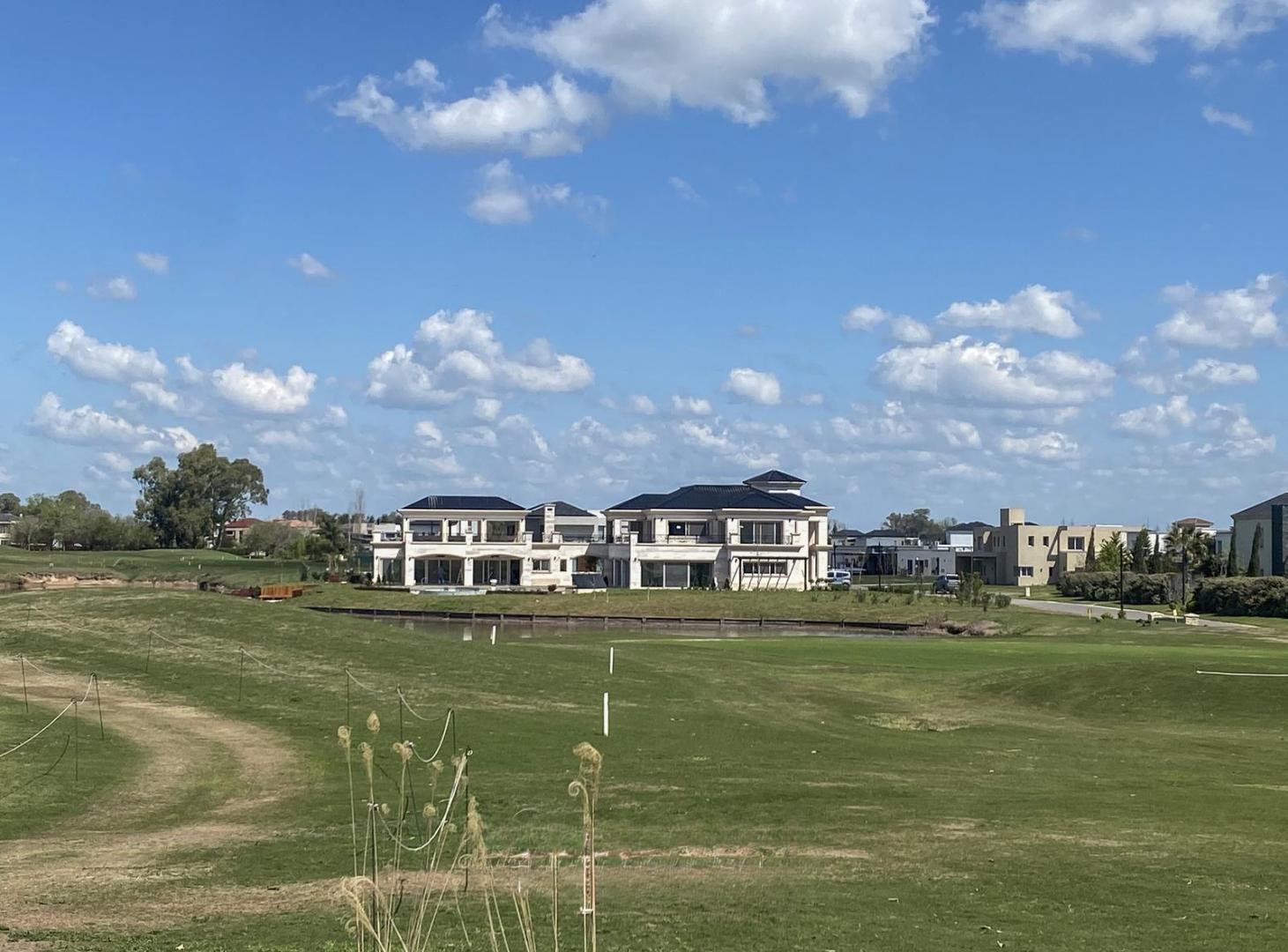 Foto de Lote en Venta de 1.100 m² en La Providencia Resort, imagen 3