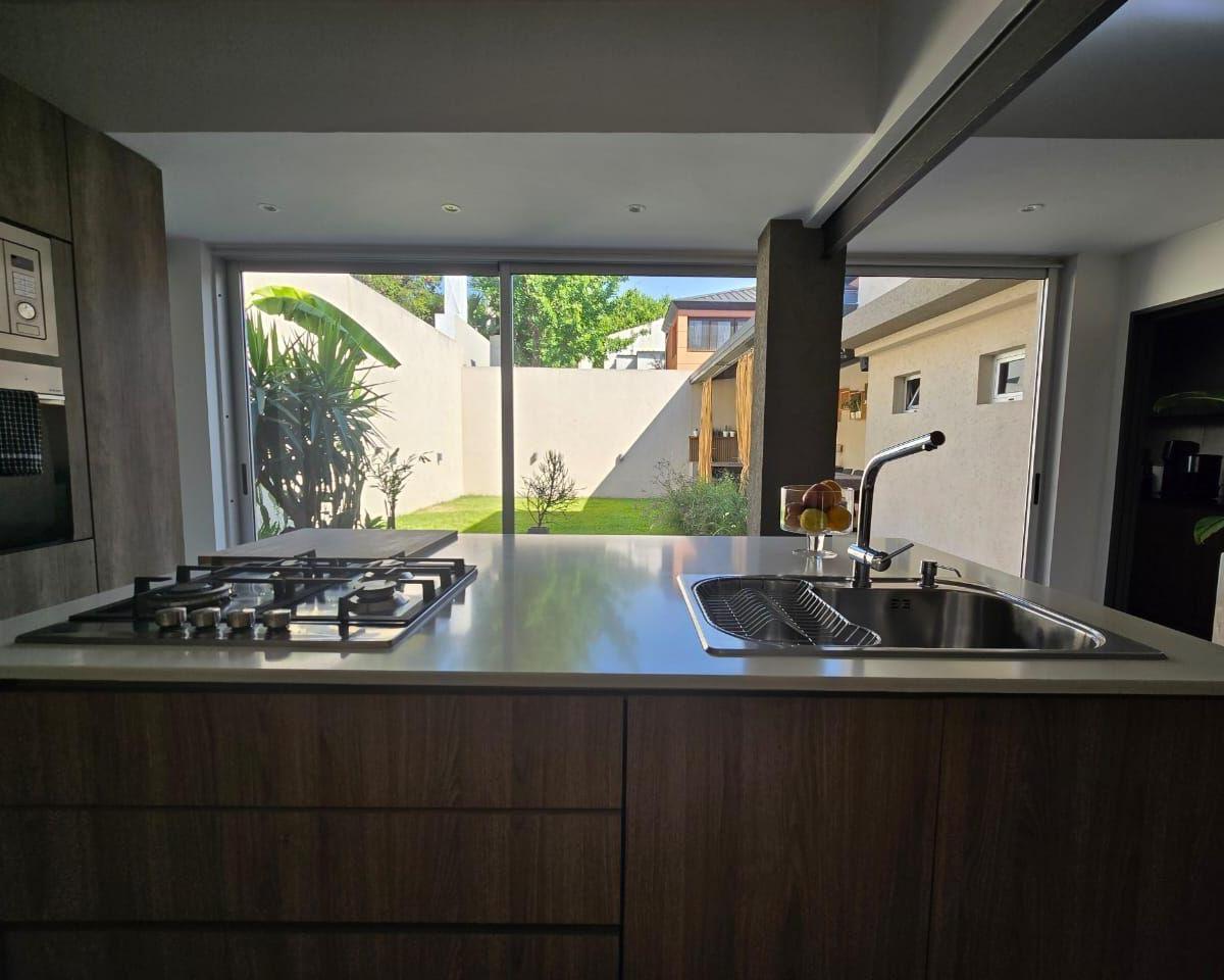 Foto de (PROPIEDAD SUSPENDIDA ) VILLA DEVOTO MODERNA CASA 5 AMB EN ZONA, imagen 3