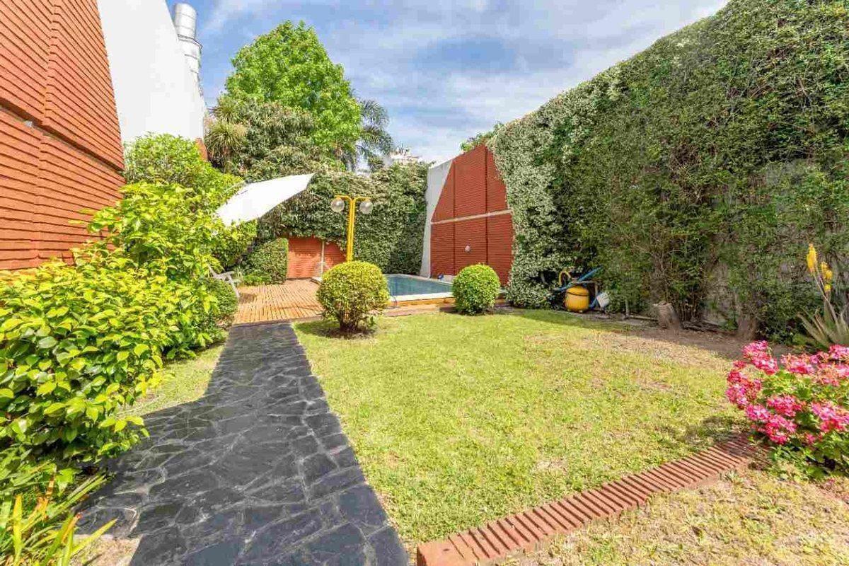 AGRONOMIA CASA 6 AMBIENTES EN VENTA 500M2