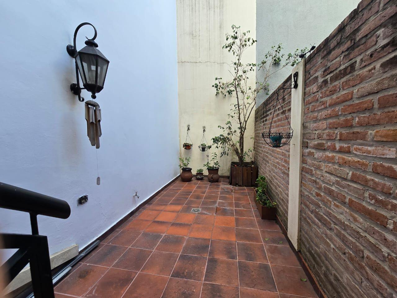 Foto de V. DEVOTO VENTA TRIPLEX 215M2 IMPECABLE ESTADO, imagen 5