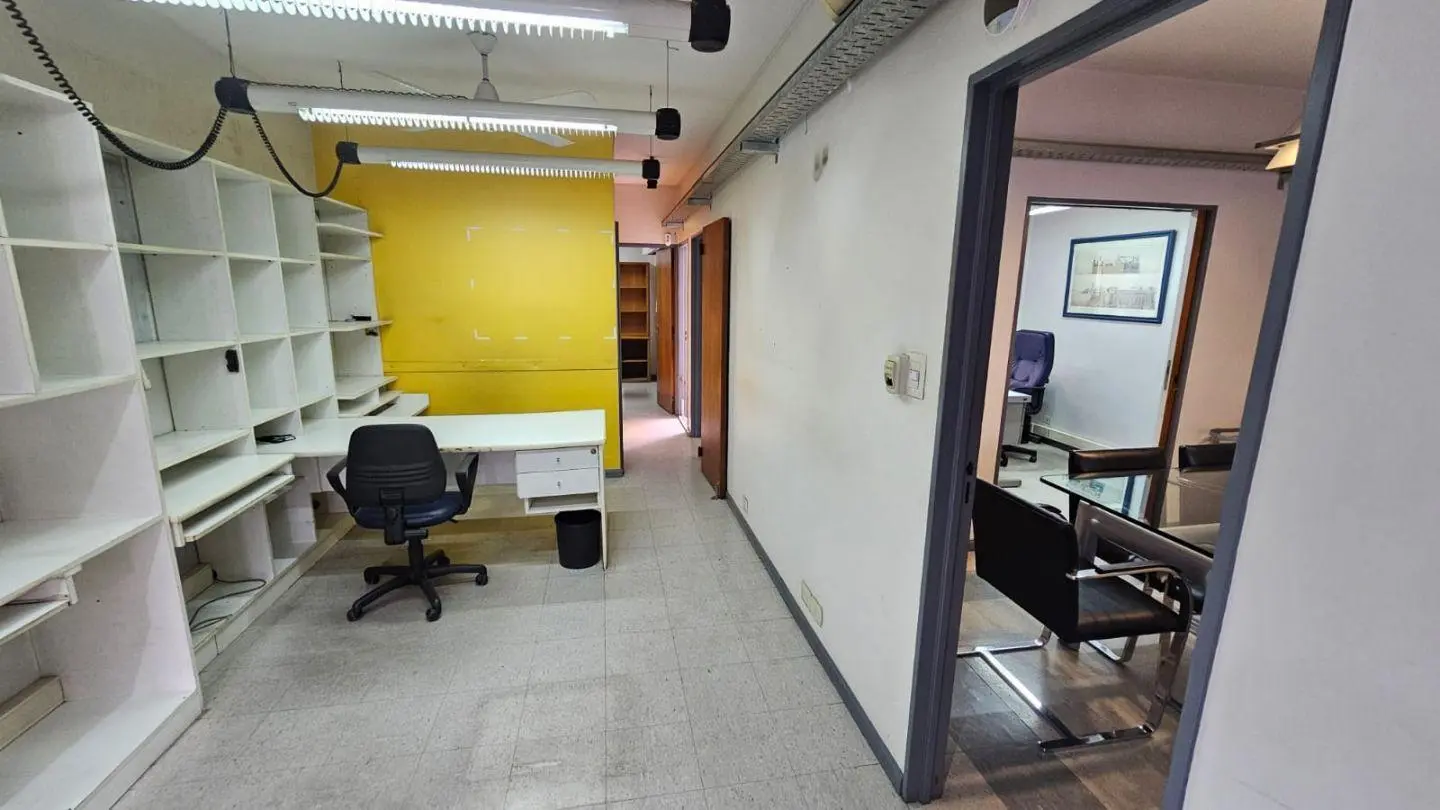 V. DEL PARQUE ALQUILER 3 AMBIENTES PARA PROFESIONALES 5