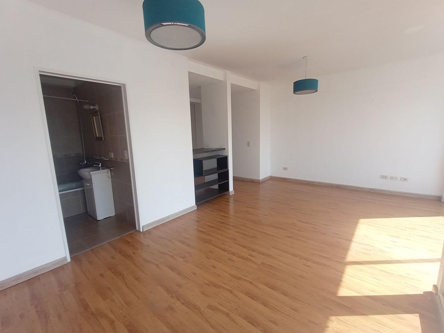 Foto de VILLA DEVOTO VENTA DE 1 AMBIENTE APTO PROFESIONAL, imagen 2