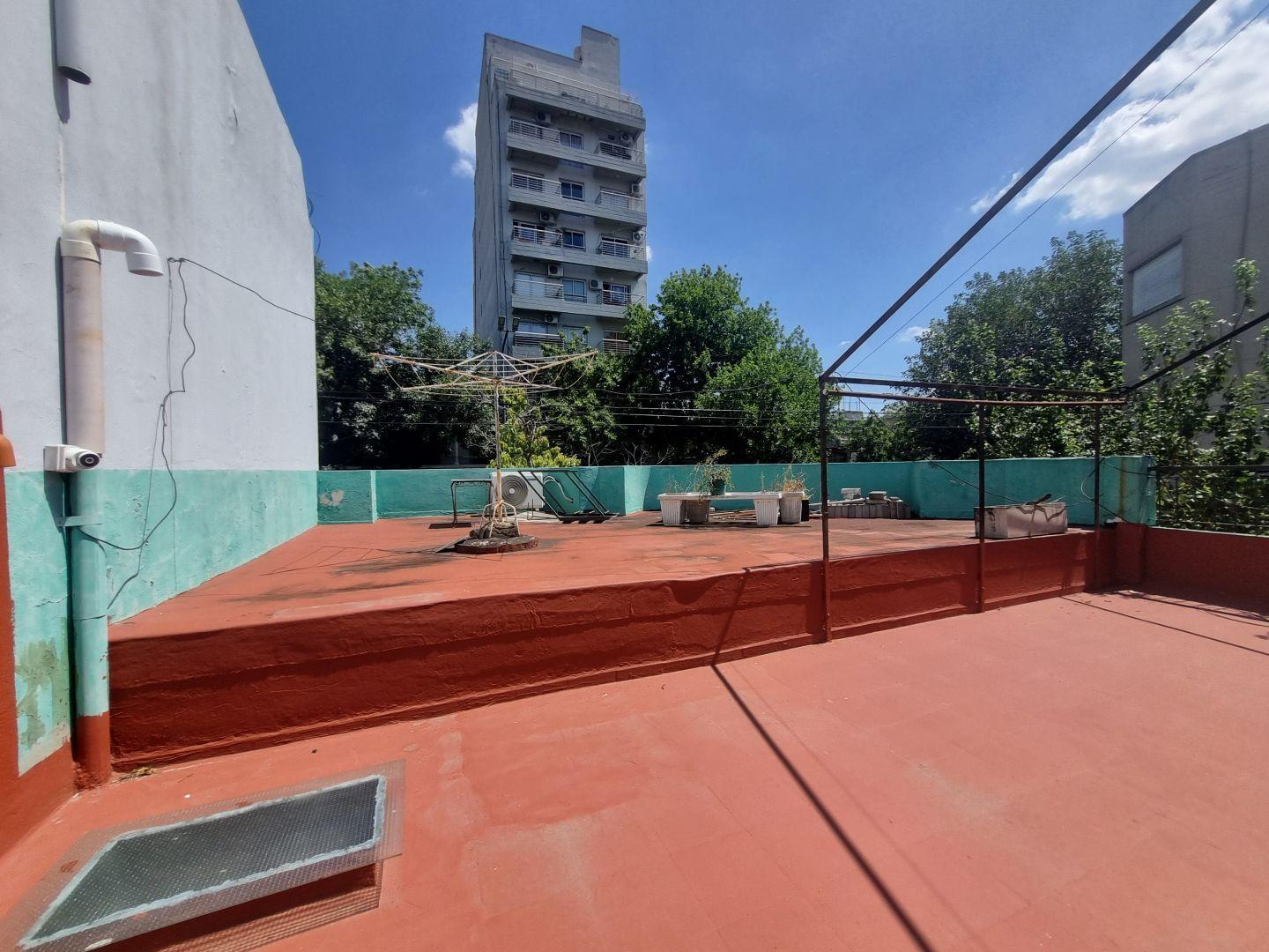 Foto de ALQUILER CASA 3 AMB CON LOCAL COMERCIAL, imagen 5