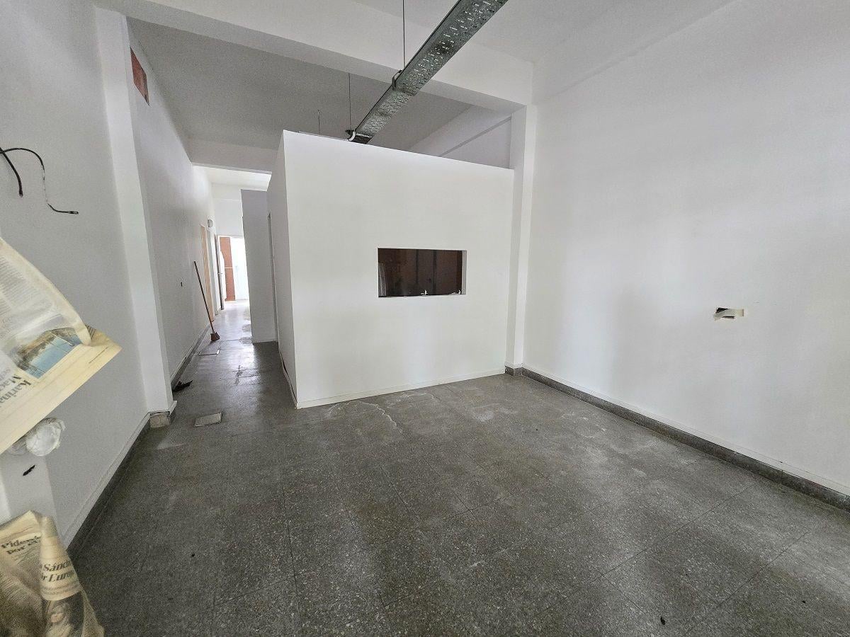 Foto de ALQUILER LOCAL COMERCIAL CON DEPOSITO EN EXCELENTE ESTADO, imagen 3