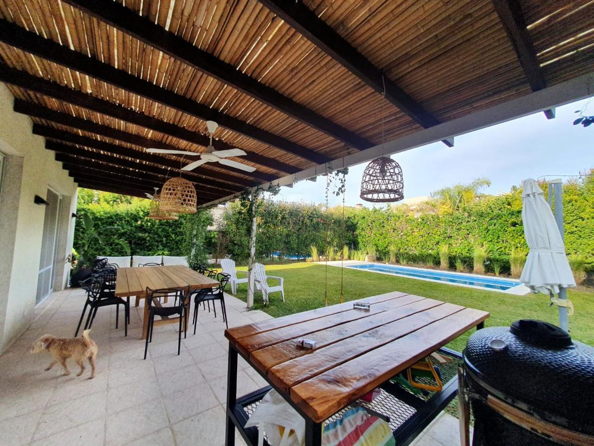 Excelente Casa en Lote Interno! 1