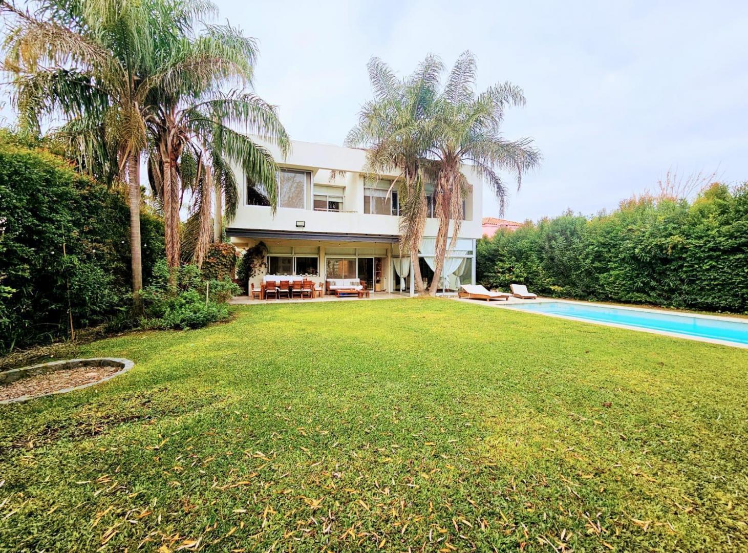 Casa BARRIO SANTA BARBARA