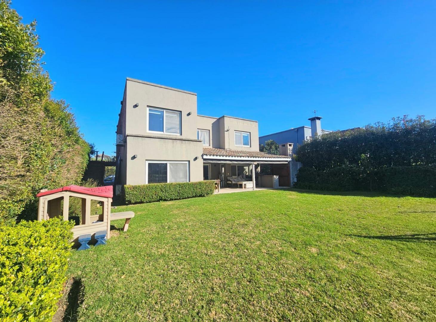 Foto de Casa BARRIO LOS OMBUES, imagen 1