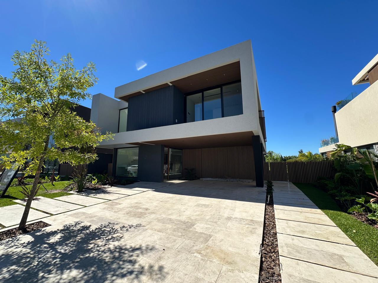 Foto de Casa en Nordelta-Yacht al Río, imagen 1