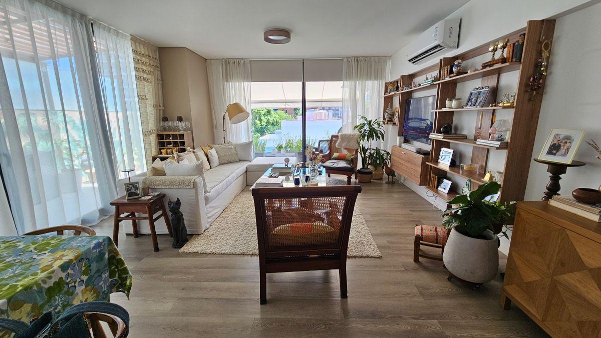 Foto de DUPLEX 3 AMBIENTES EN VENTA EN LA LUCILA, imagen 1