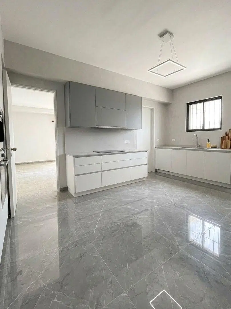 CASA EN VENTA EN MARTINEZ (REFACCIONADA) 5