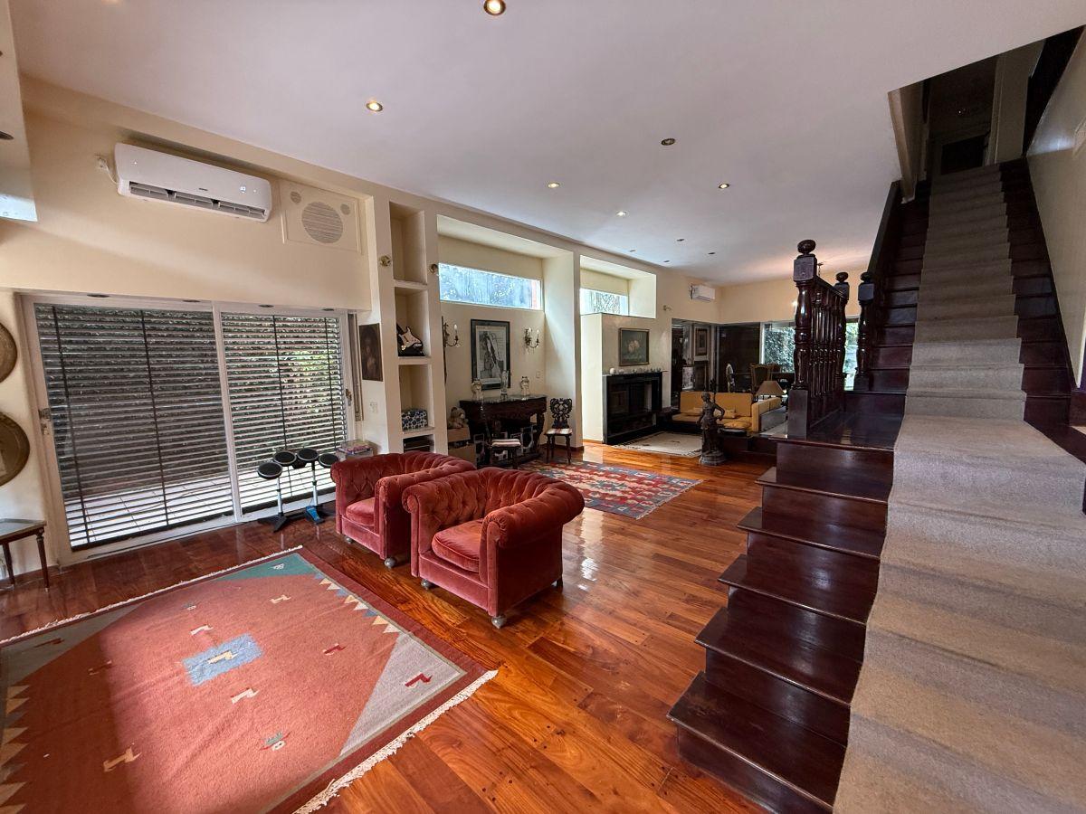 Foto de CASA 6 AMBIENTES EN ALQUILER EN ACASSUSO, imagen 1