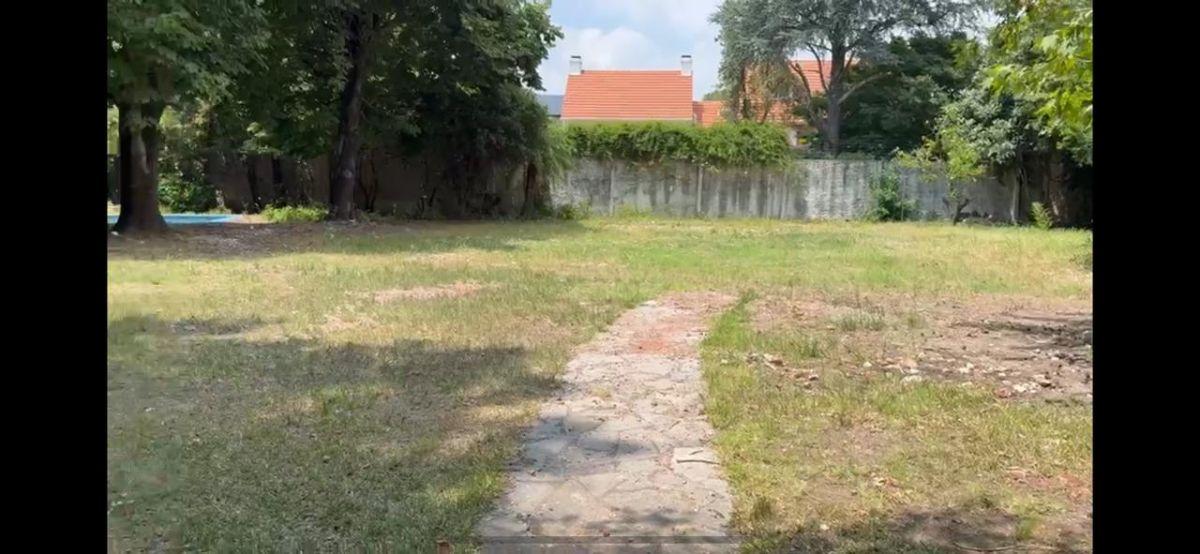 Foto de LOTE EN ACASSUSO - Lib. al Rio, imagen 3