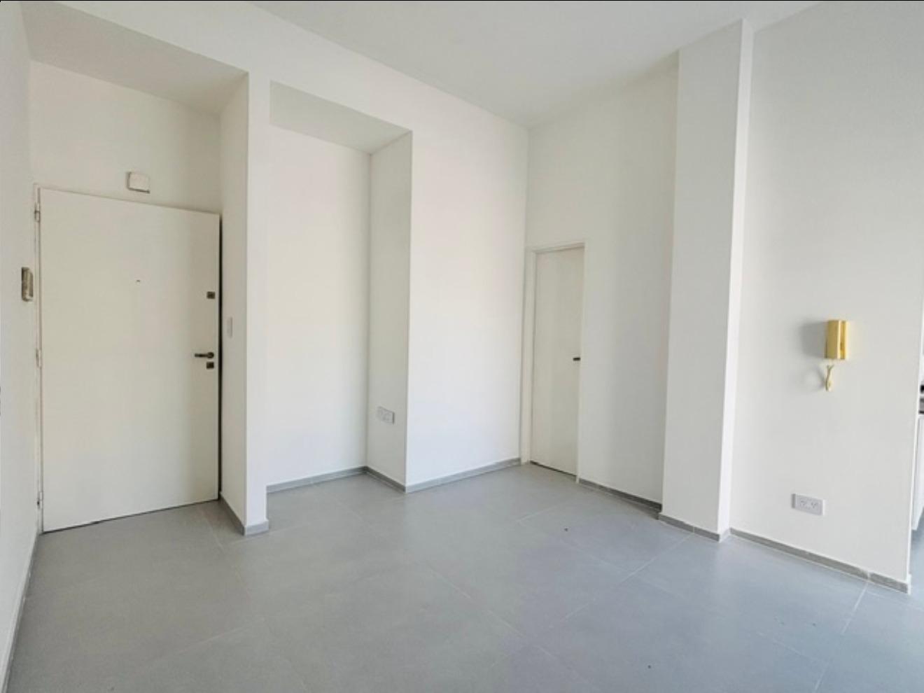 Foto de ALQUILER CON EXPENSAS ABL Y AYSA INCLUIDO, imagen 2