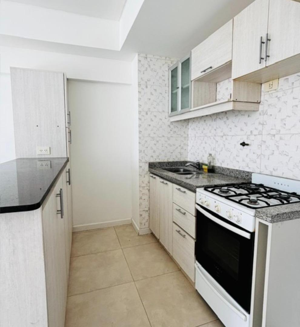Foto de DEPARTAMENTO 2 AMBIENTES - ALMAGRO, CAPITAL FEDERAL, imagen 2