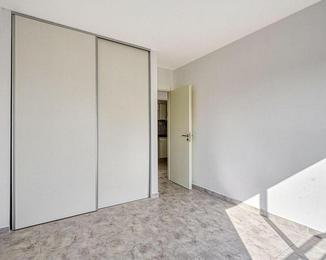 Foto de Venta departamento 2 ambientes con balcón en caseros-Clamaco, imagen 4