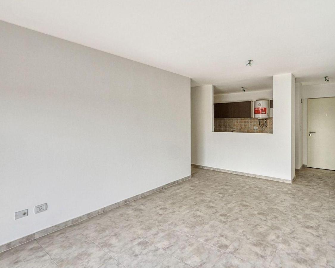 Foto de Venta departamento 3 Ambientes con balcón Caseros Clamaco, imagen 4