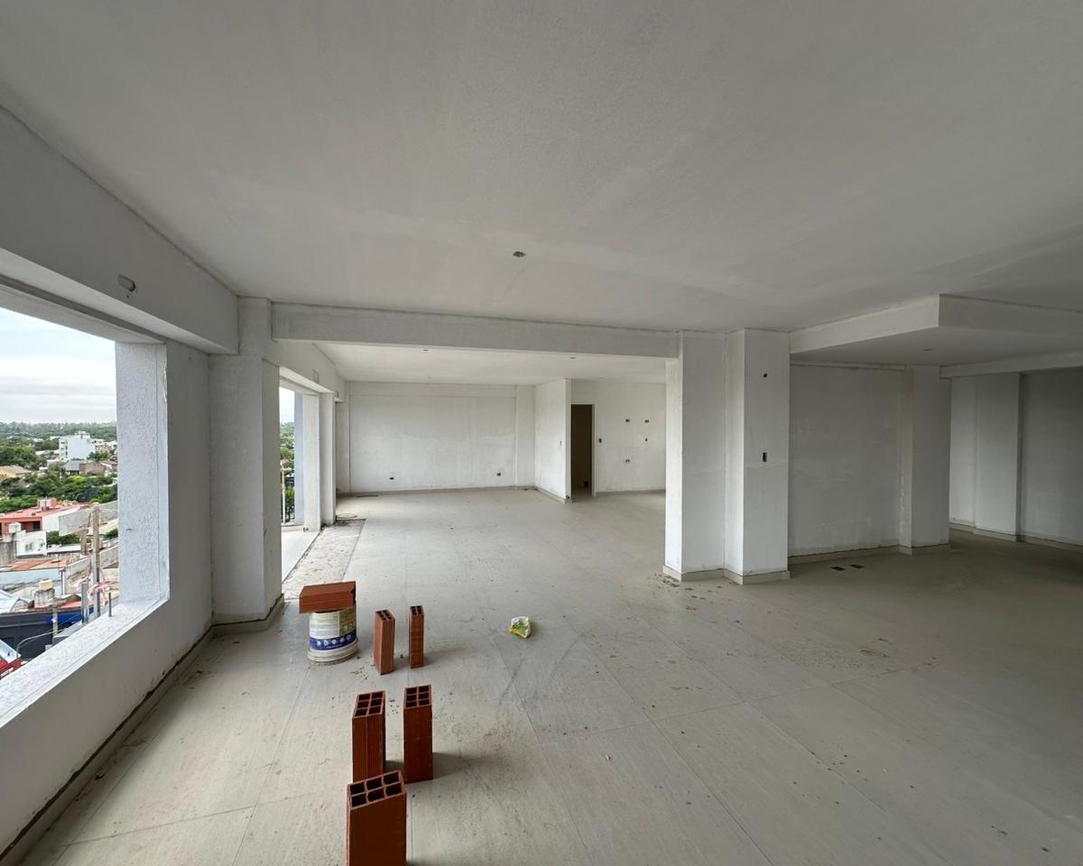 Venta de Oficina Semipiso en Hurlingham - Clamaco. 4