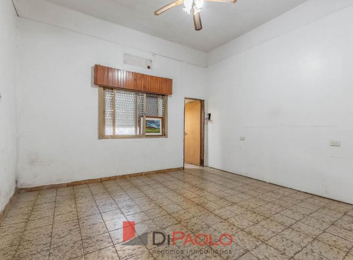 Venta Casa 7 ambientes en Villa Lynch 4